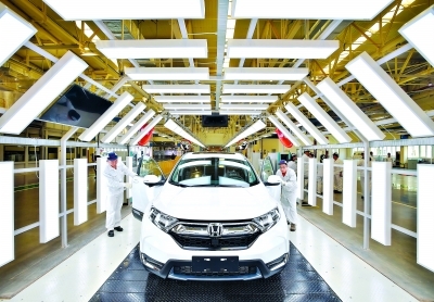 网络信息技术驱动智能制造，“黑灯工厂”实现59秒下线一辆新车